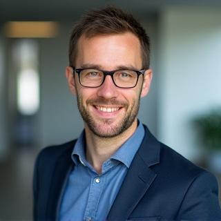 Senior iOS developer team lead portrait